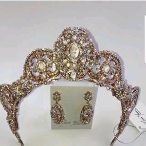 Meet your Posher, Louna